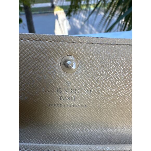 Louis Vuitton Damier Azur 6-Key Holder Wallet - Picture 6 of 7